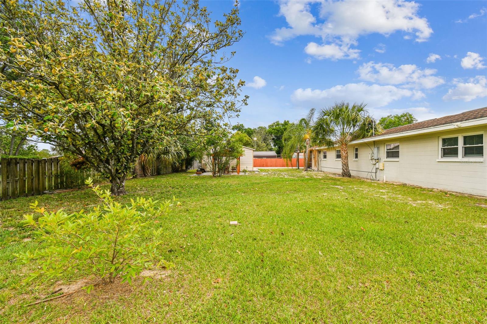 1302 BRANDONWOOD DR