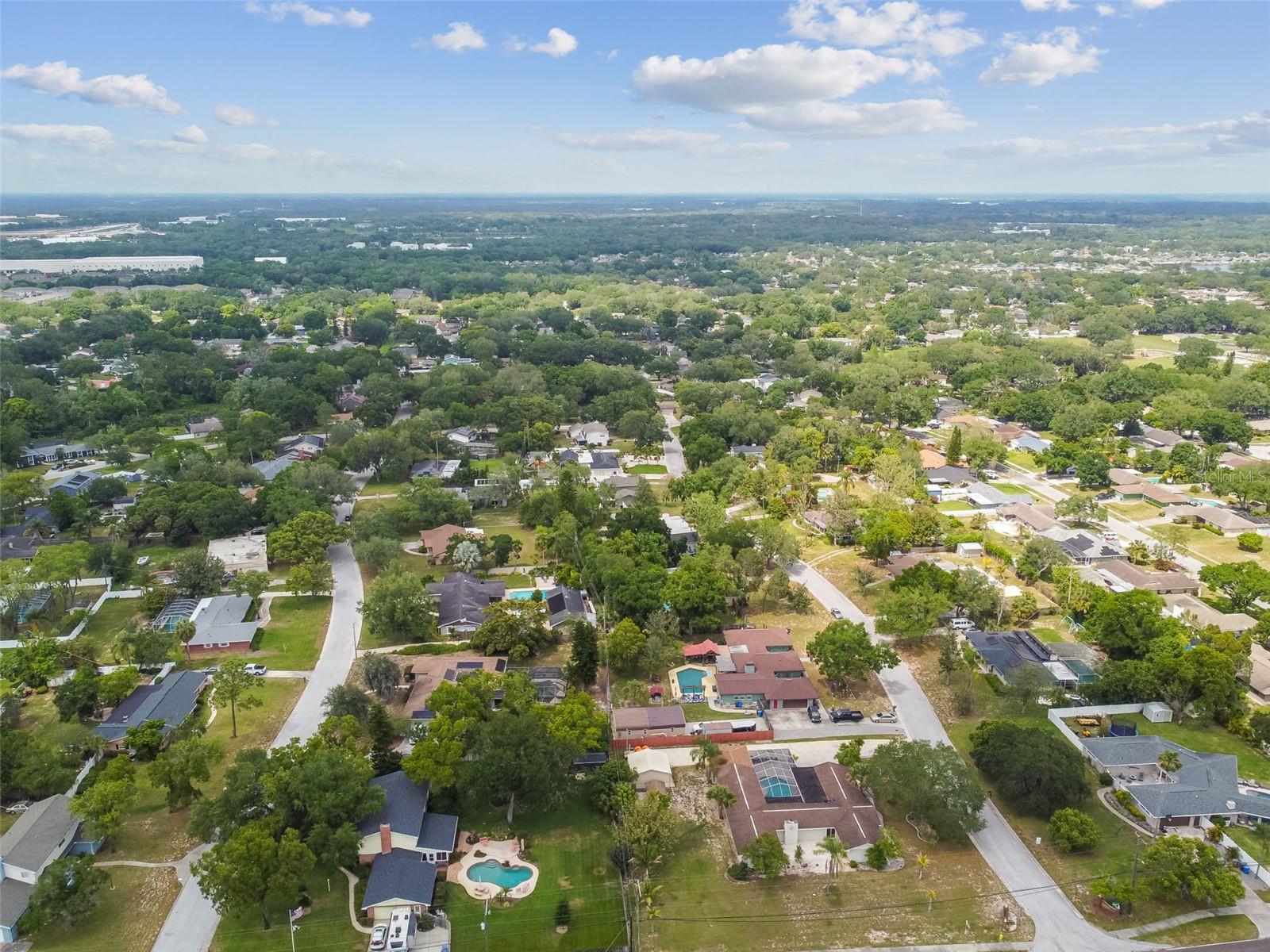 1302 BRANDONWOOD DR