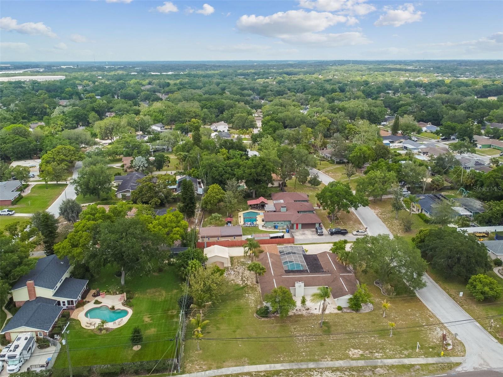 1302 BRANDONWOOD DR