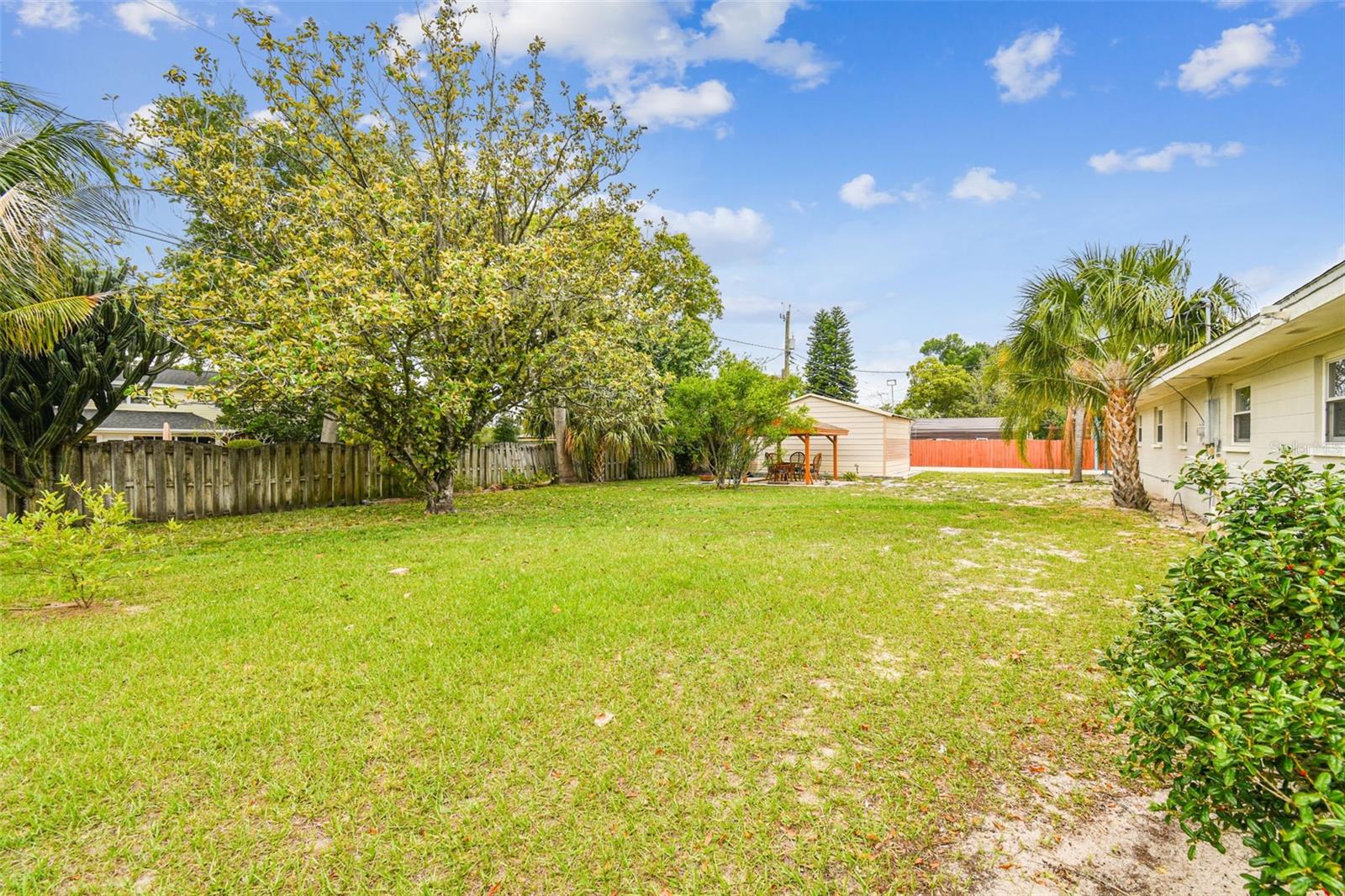1302 BRANDONWOOD DR