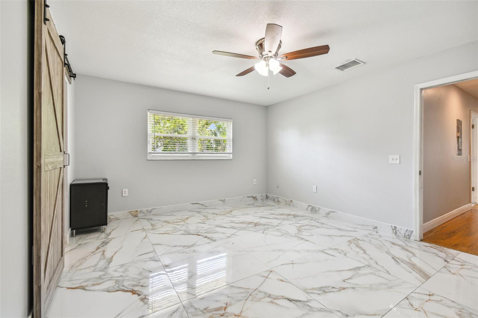 1302 BRANDONWOOD DR