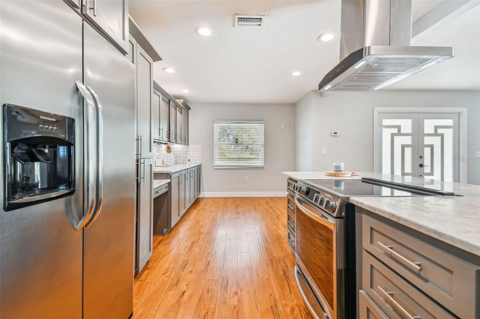 1302 BRANDONWOOD DR