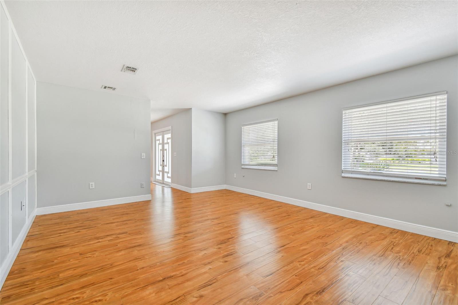 1302 BRANDONWOOD DR