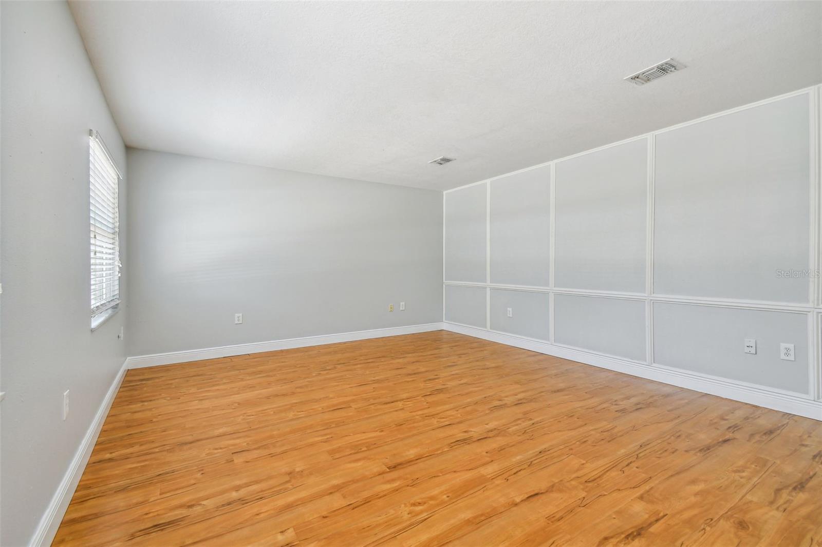 1302 BRANDONWOOD DR