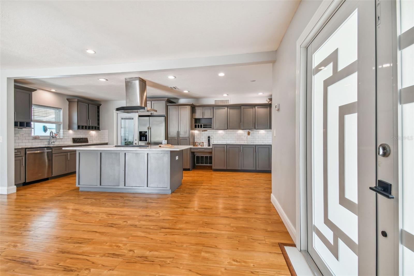 1302 BRANDONWOOD DR