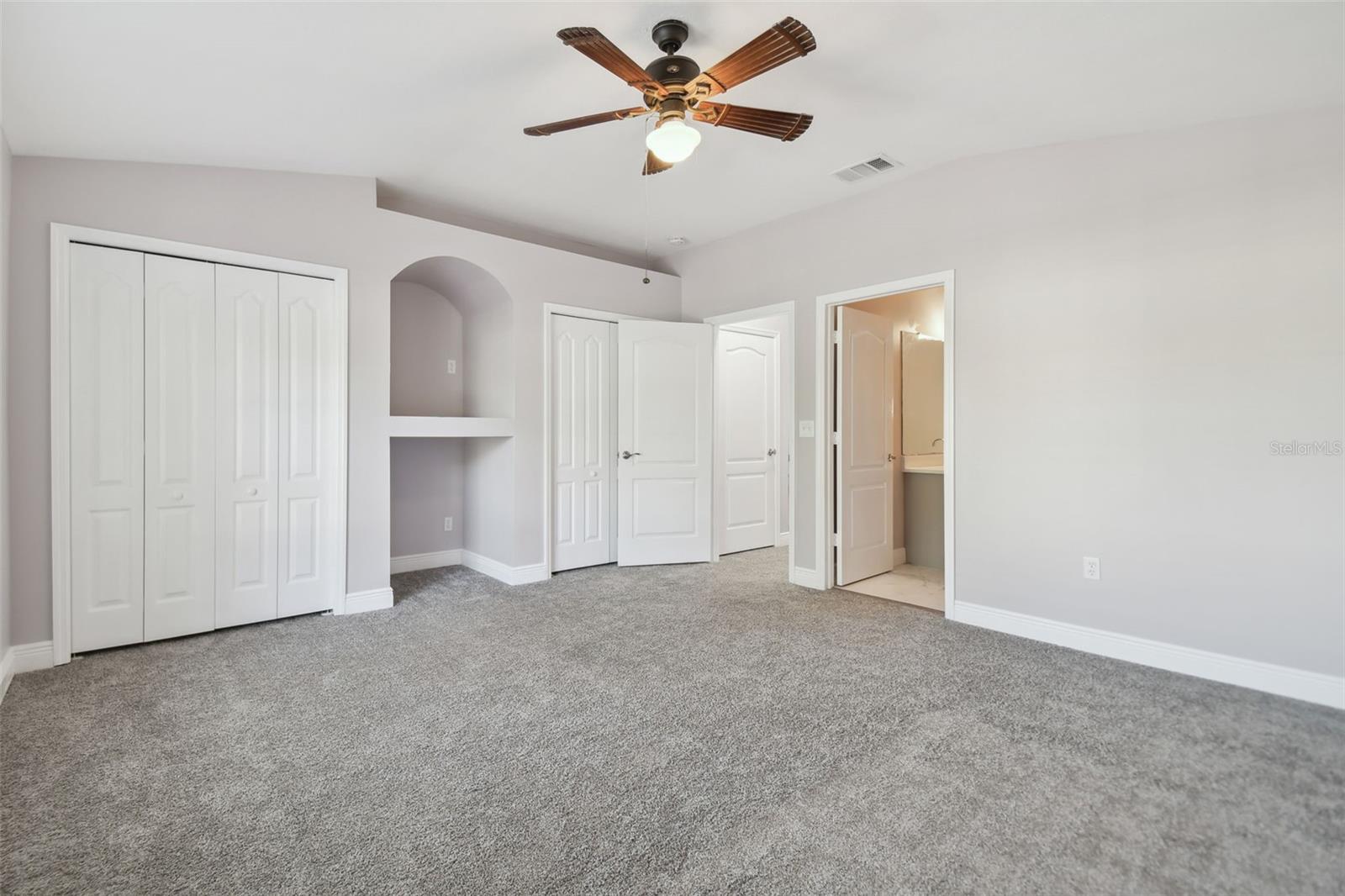 3430 HIGH HAMPTON CIR