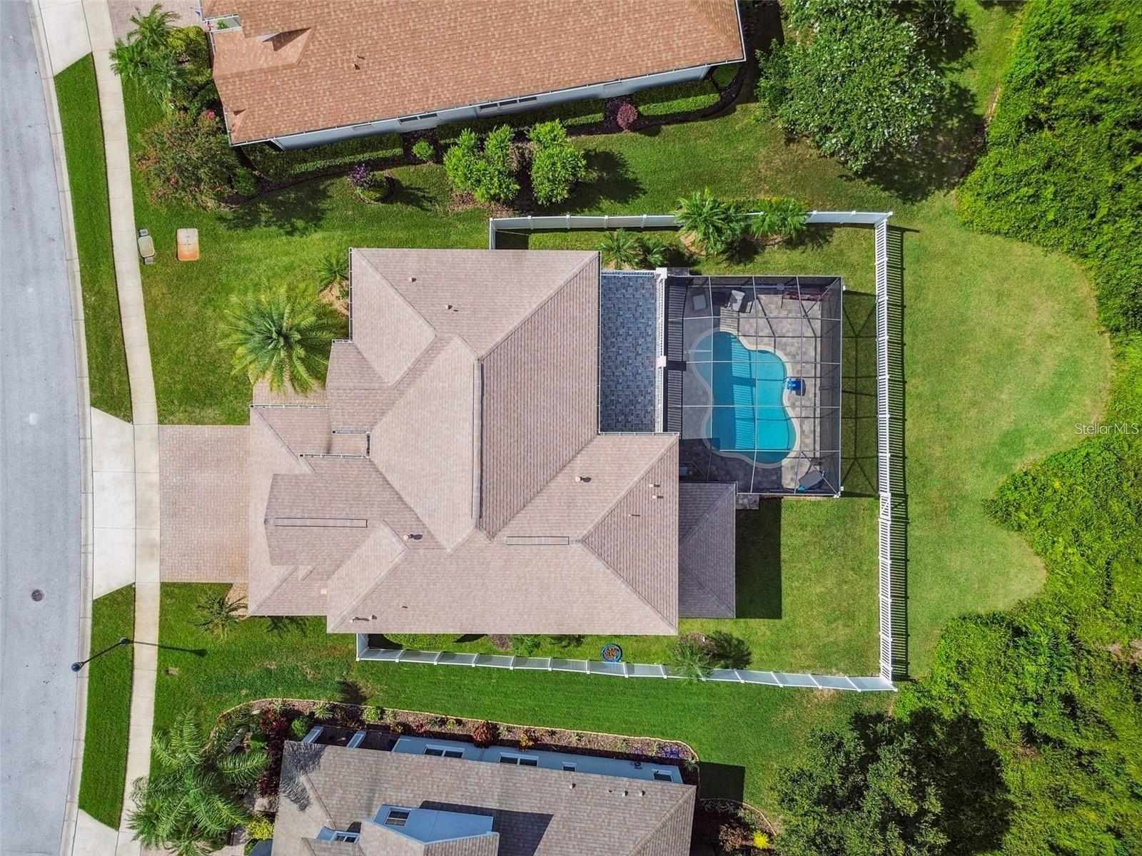 8542 EAGLE BROOK DR