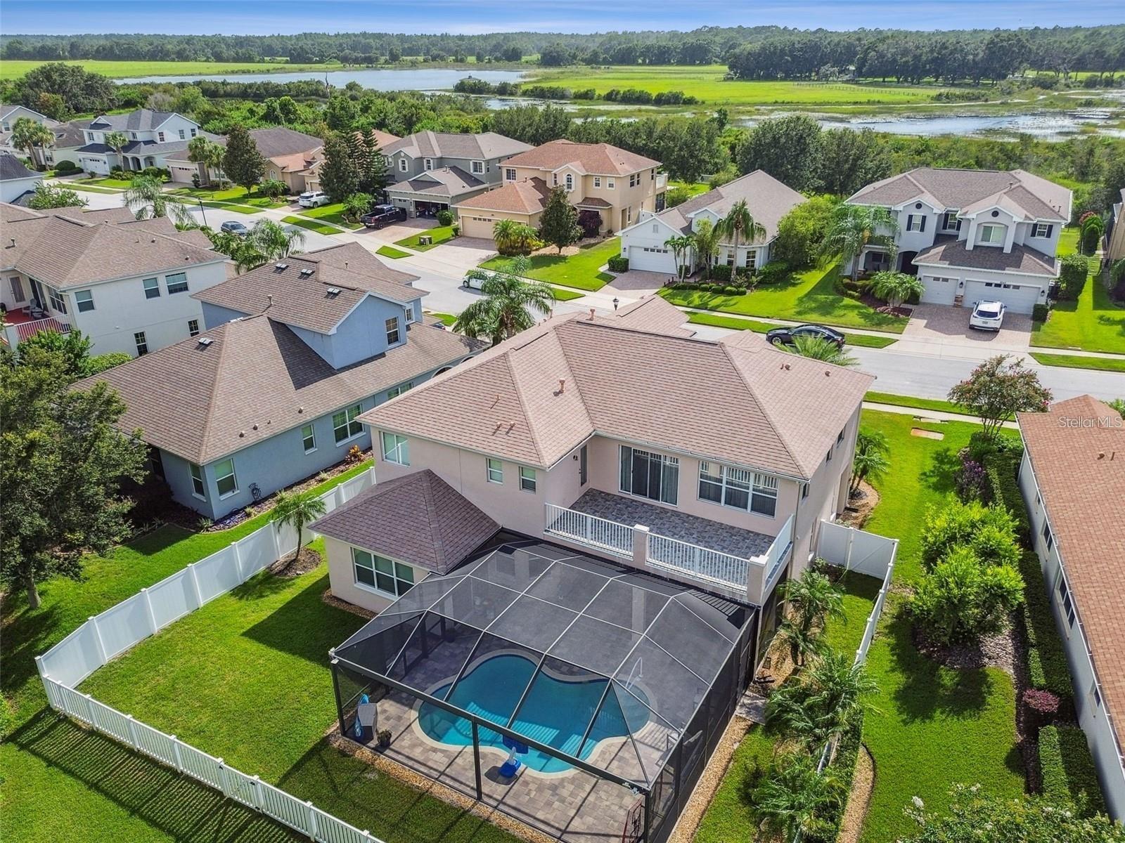 8542 EAGLE BROOK DR