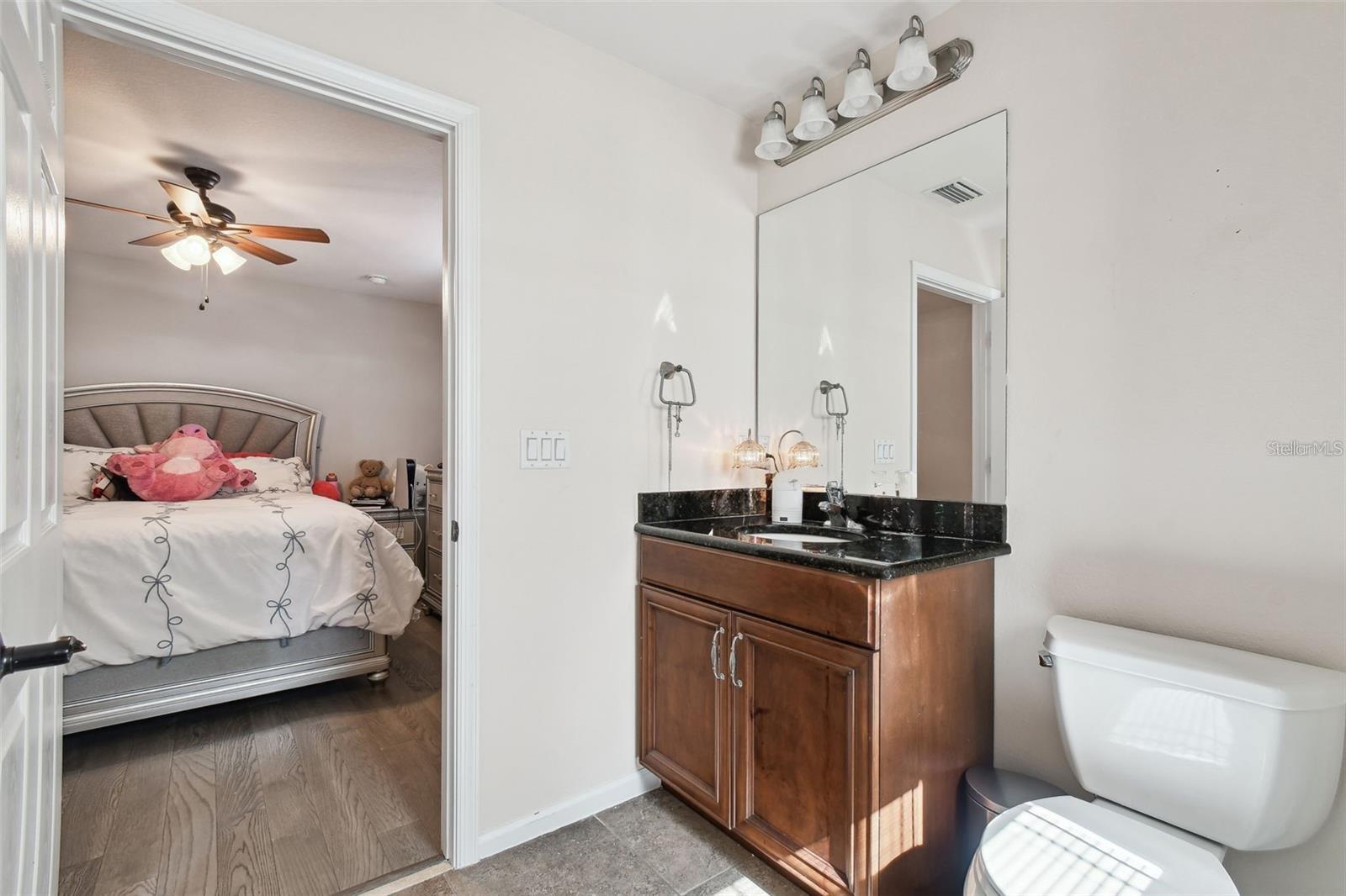 8542 EAGLE BROOK DR