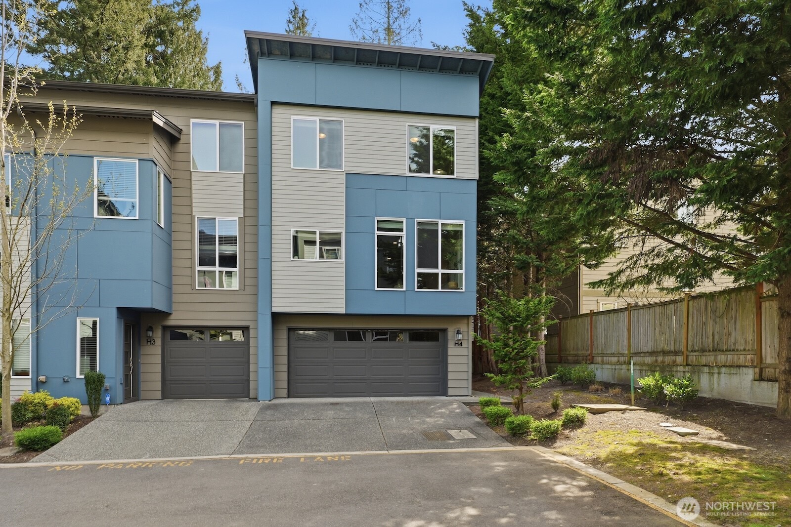 16201 Meadow Road Unit: H4