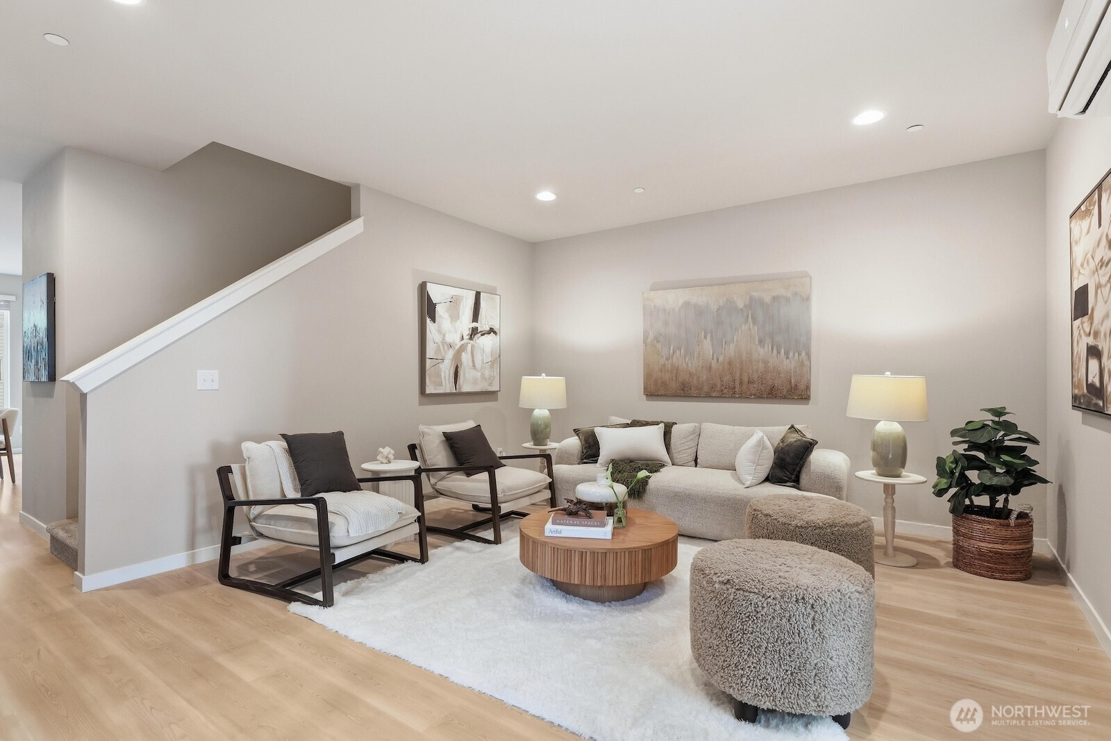 16201 Meadow Road Unit: H4