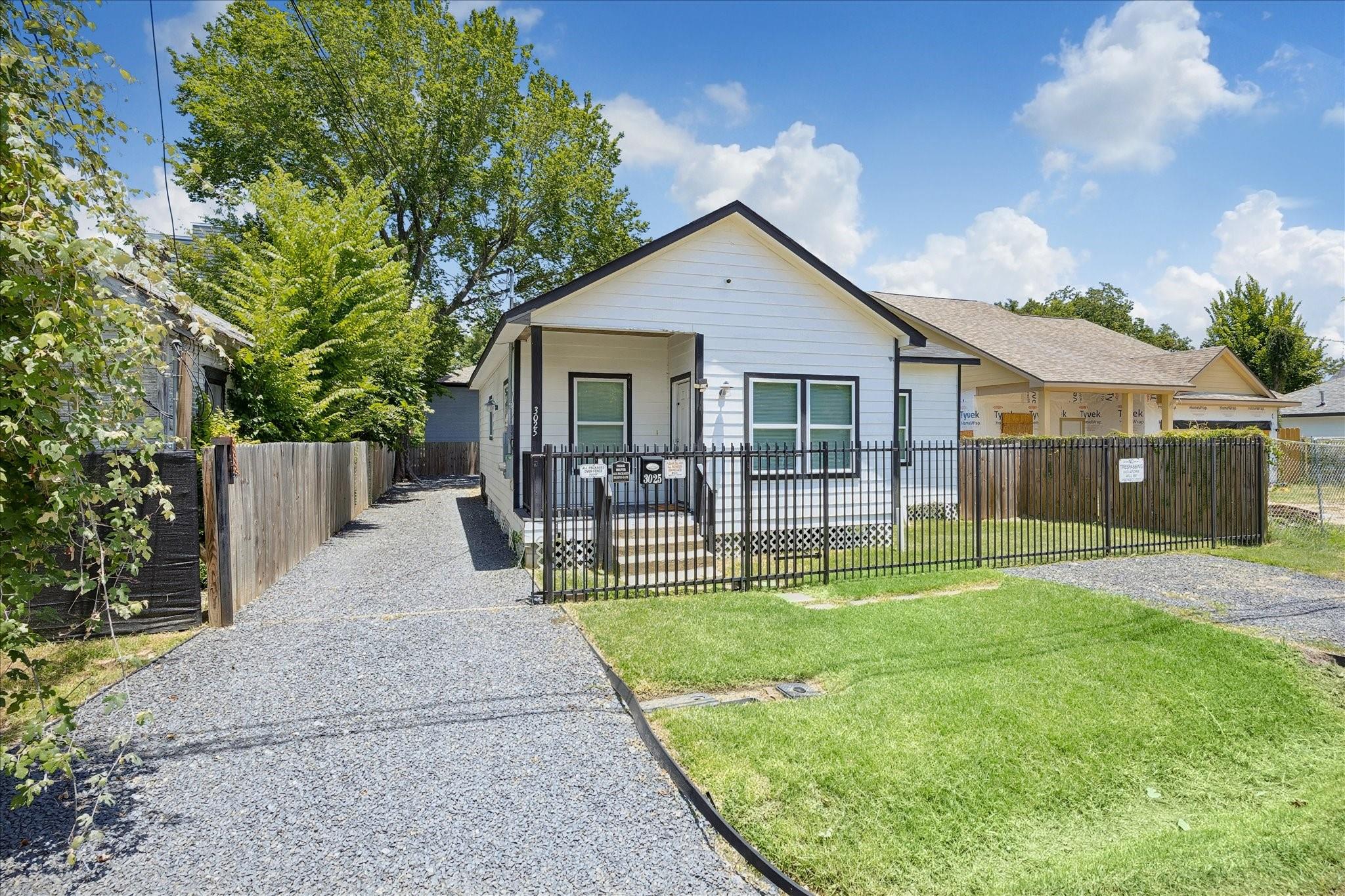 3025 Drew Street