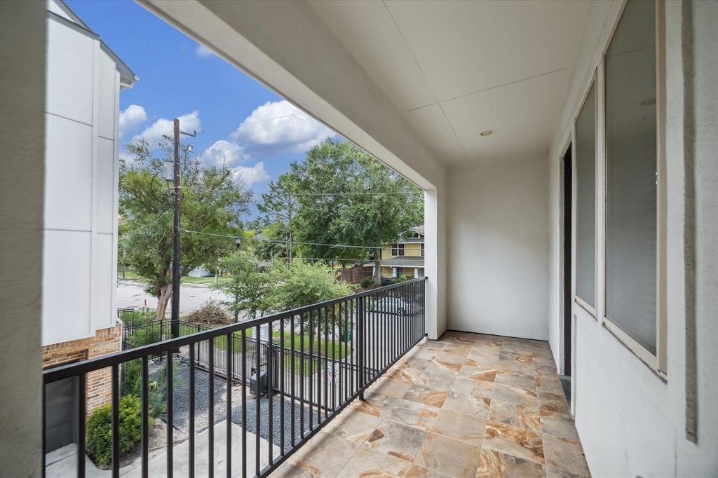 1412 Cleburne Street