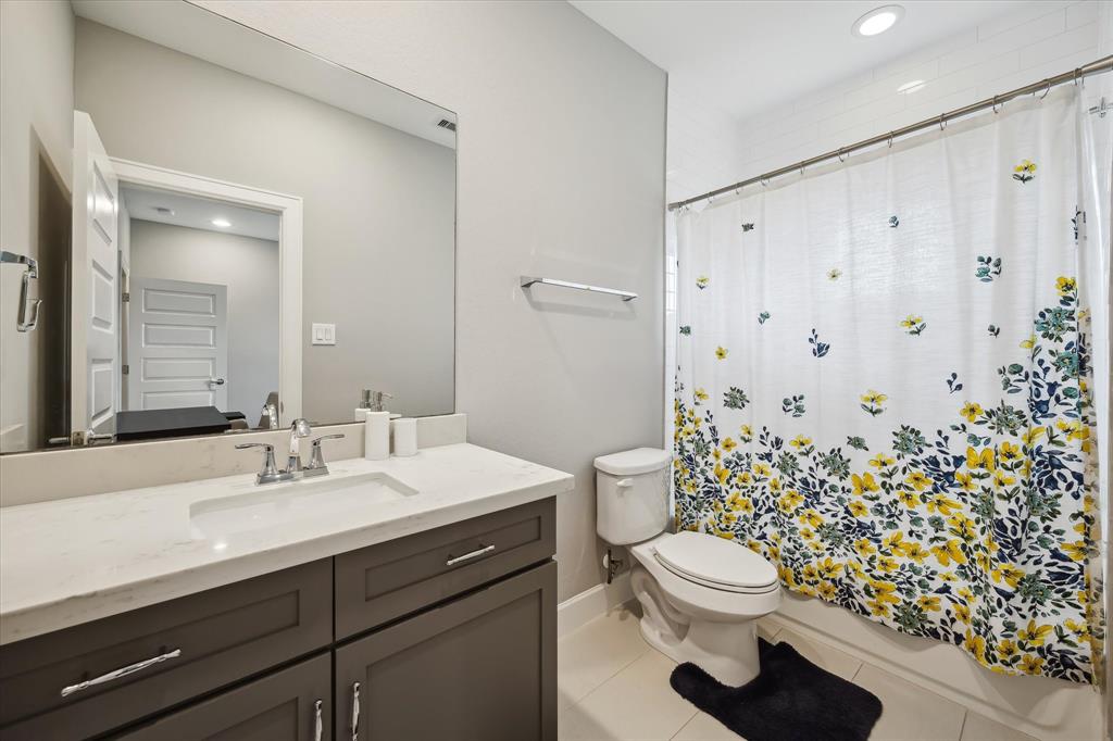 1412 Cleburne Street