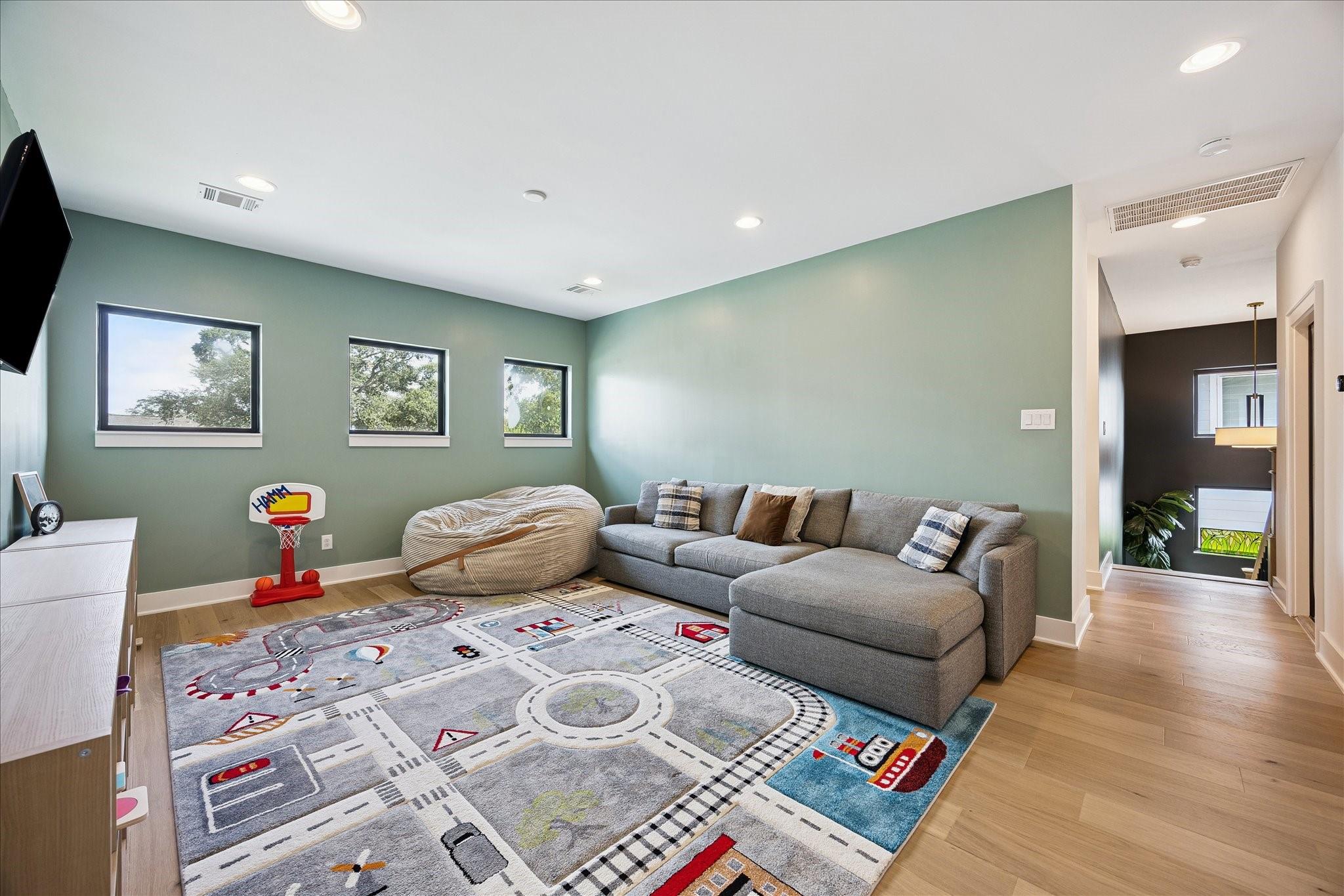 1313 Thornton Road