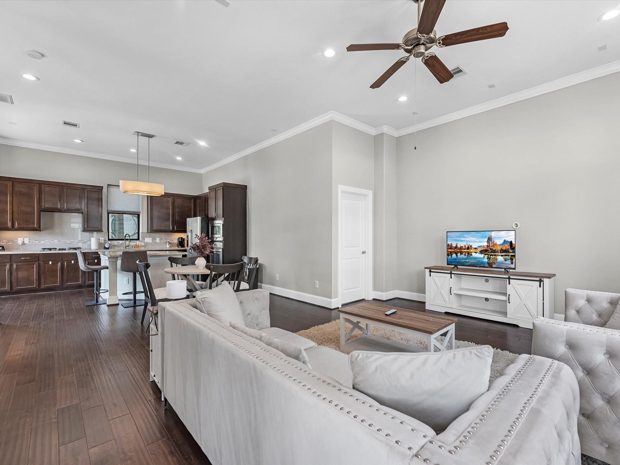 3610 Chenevert Street