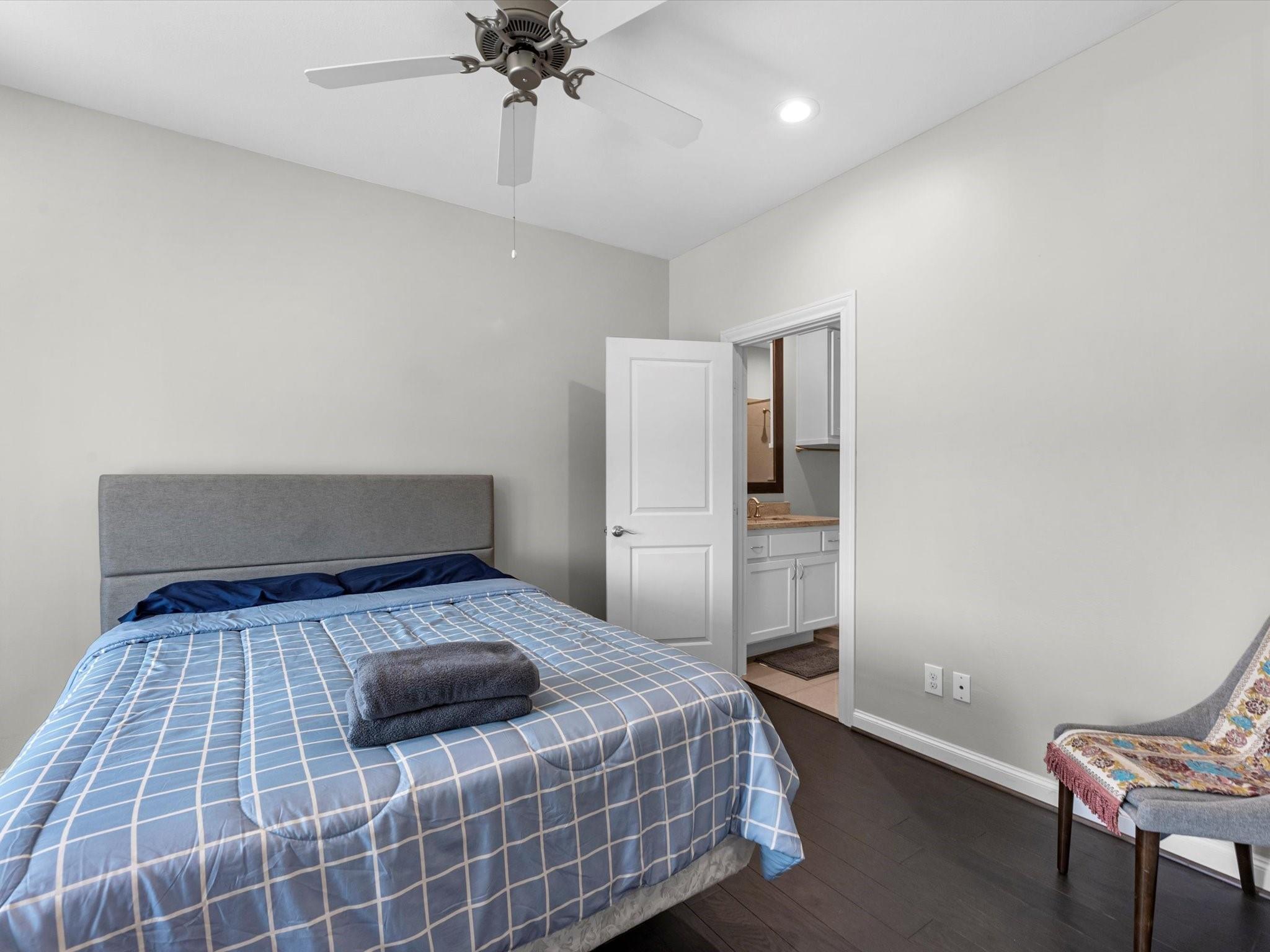 3610 Chenevert Street