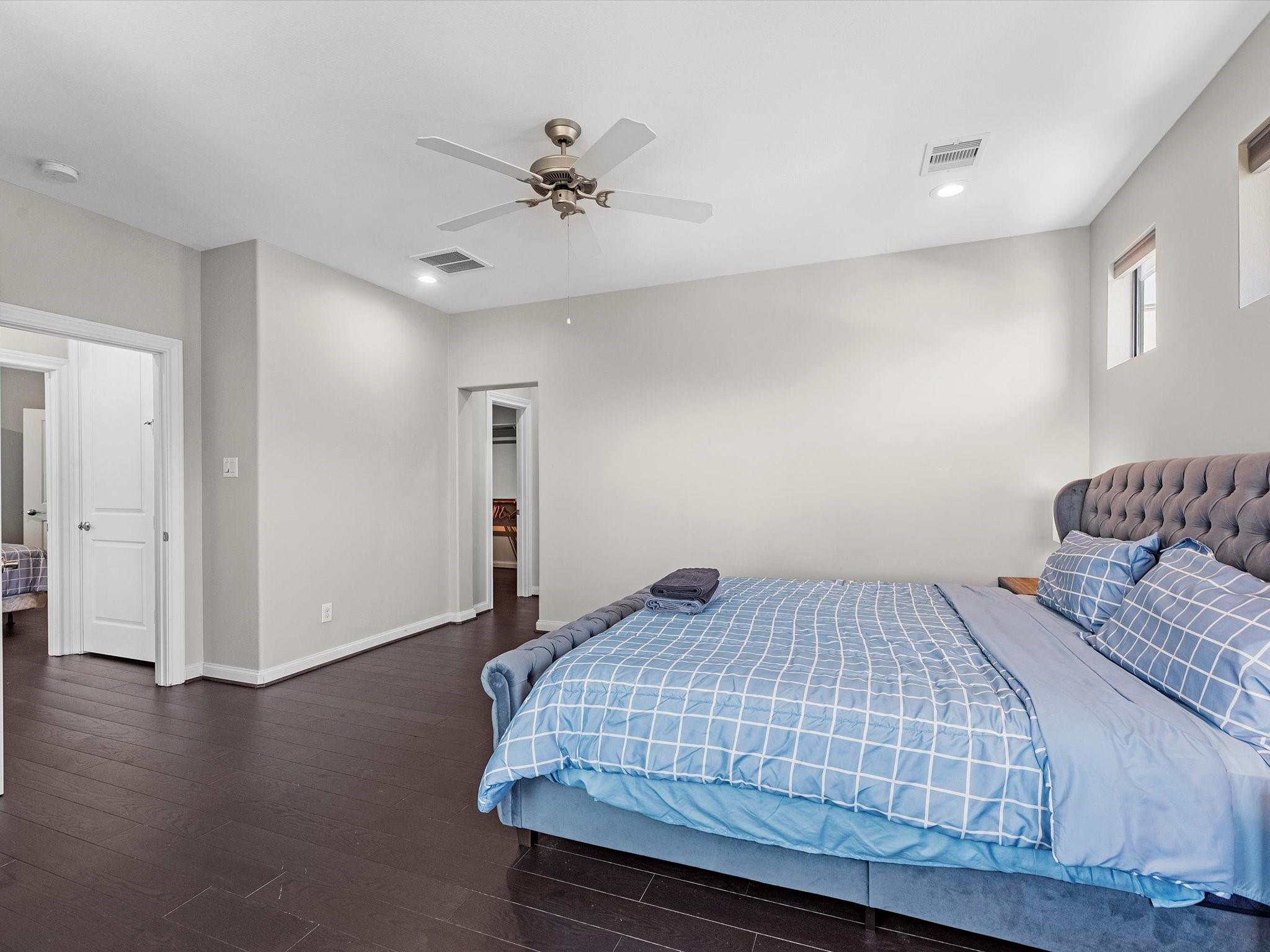 3610 Chenevert Street