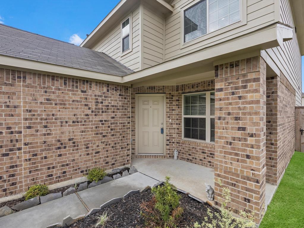 1202 Silver Fir Court