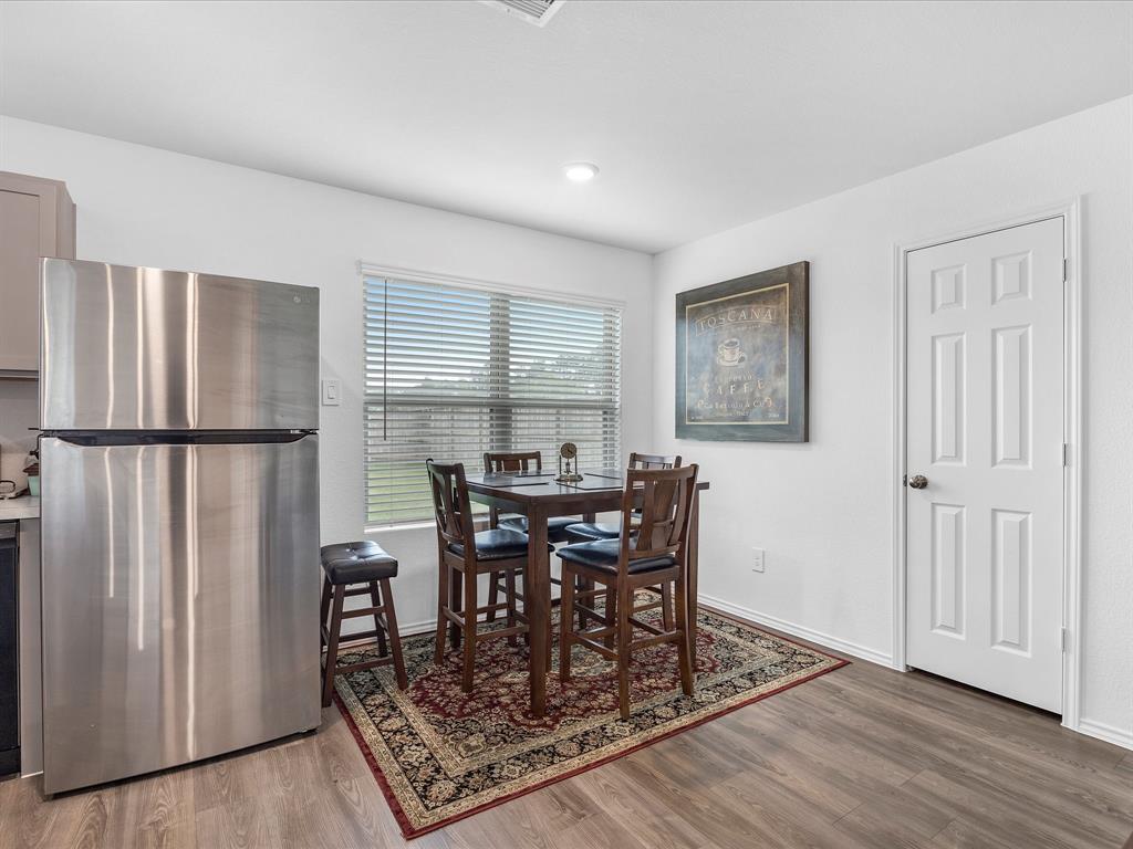 1202 Silver Fir Court