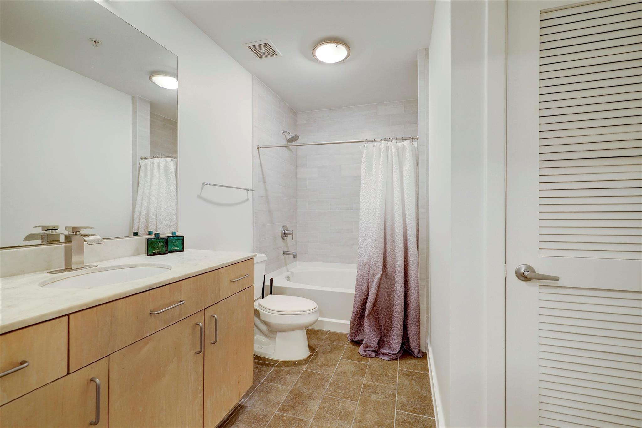 5925 Almeda Road # 10816