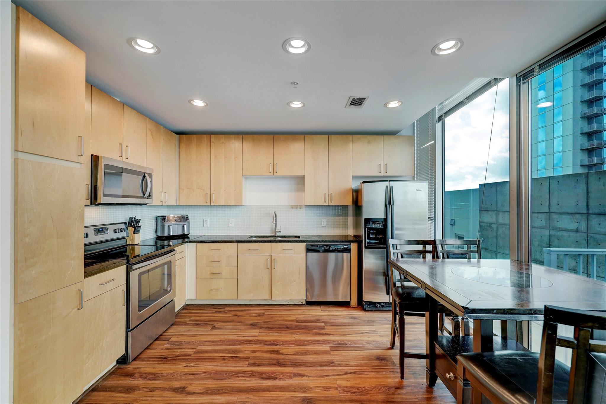 5925 Almeda Road # 10816