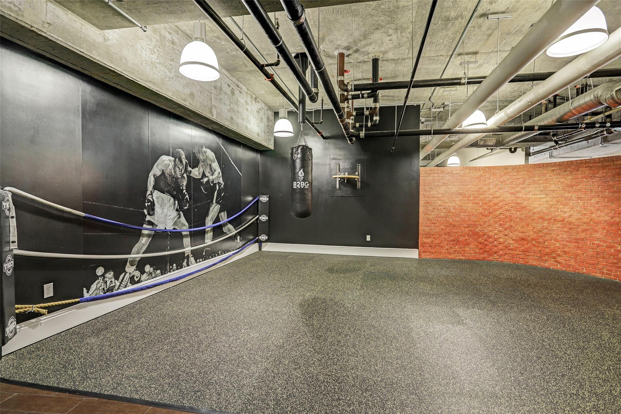 5925 Almeda Road # 10816