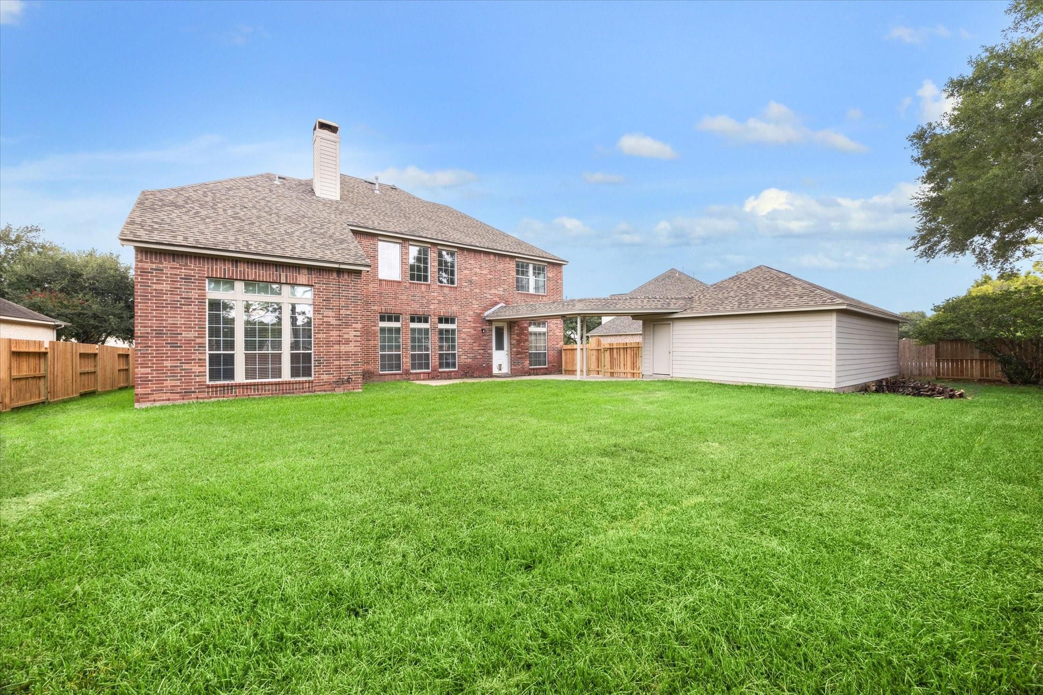 11404 Island Manor Street