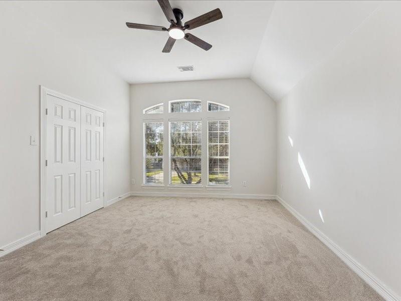 11404 Island Manor Street