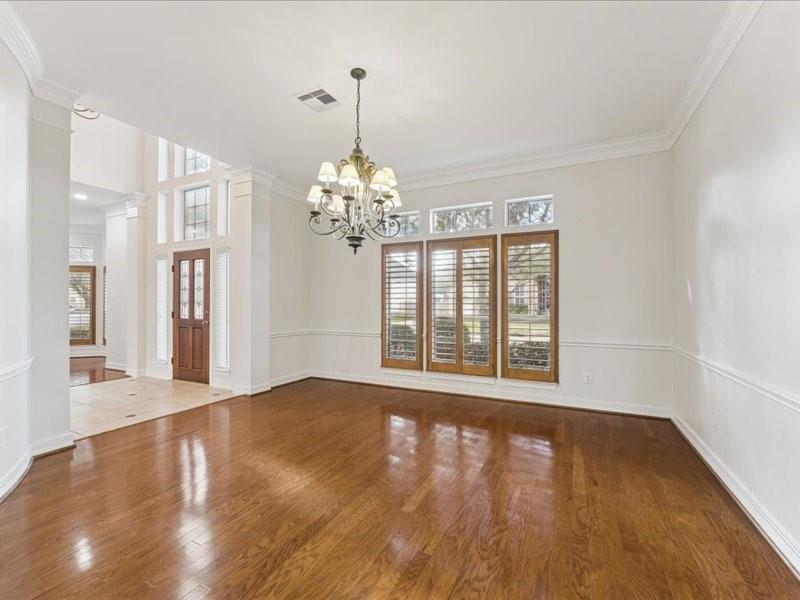 11404 Island Manor Street