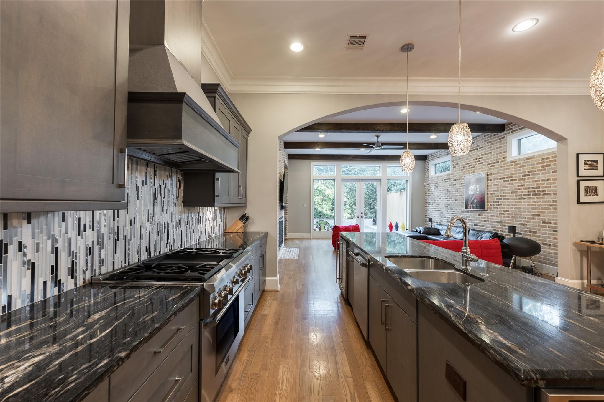 1944 Portsmouth Street