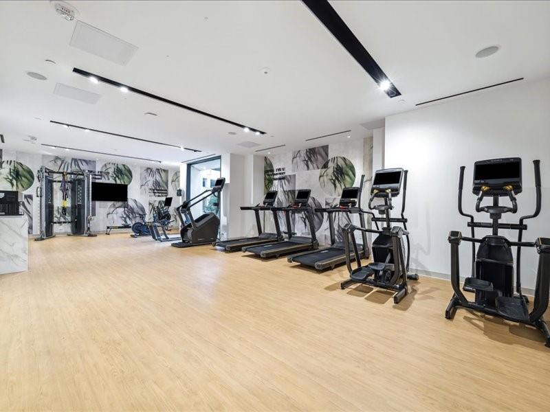 1701 Hermann Drive # 17A