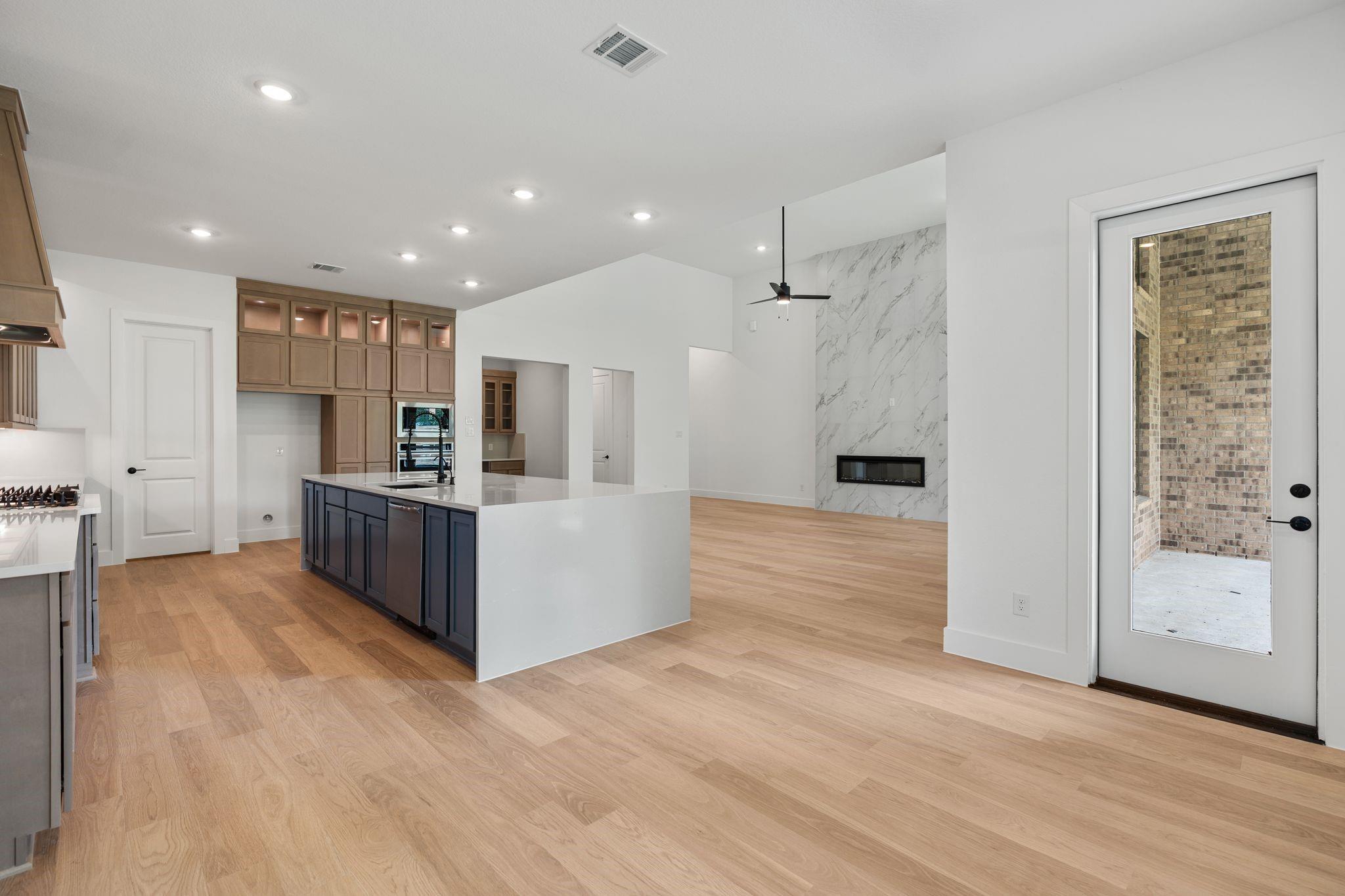 2501 Barton Creek Trail