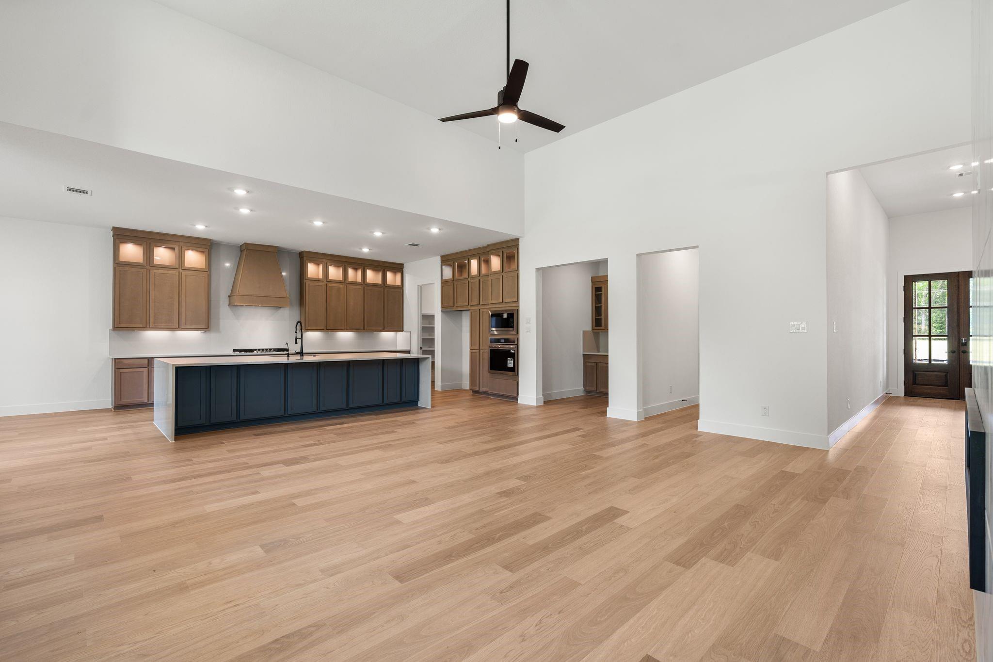 2501 Barton Creek Trail