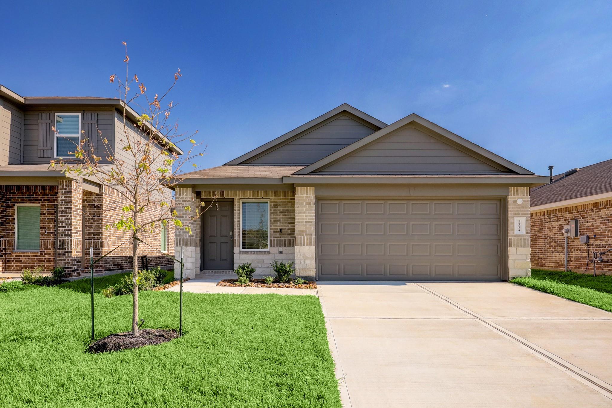 5314 Castlebury Meadows Drive
