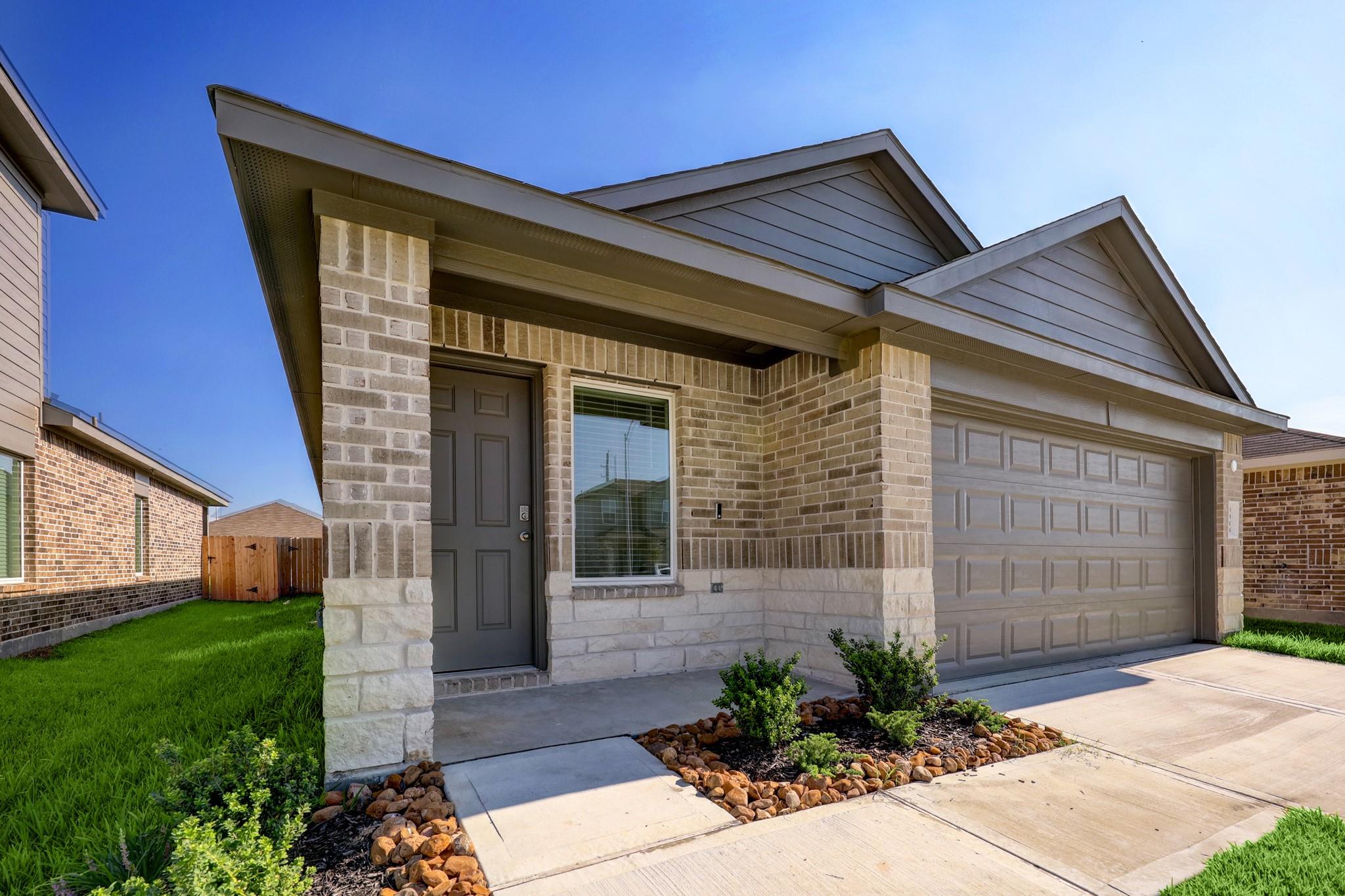 5314 Castlebury Meadows Drive