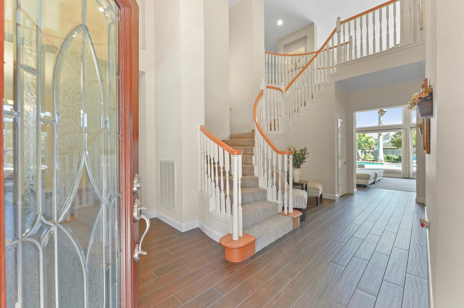 2903 Harvest Hill Drive