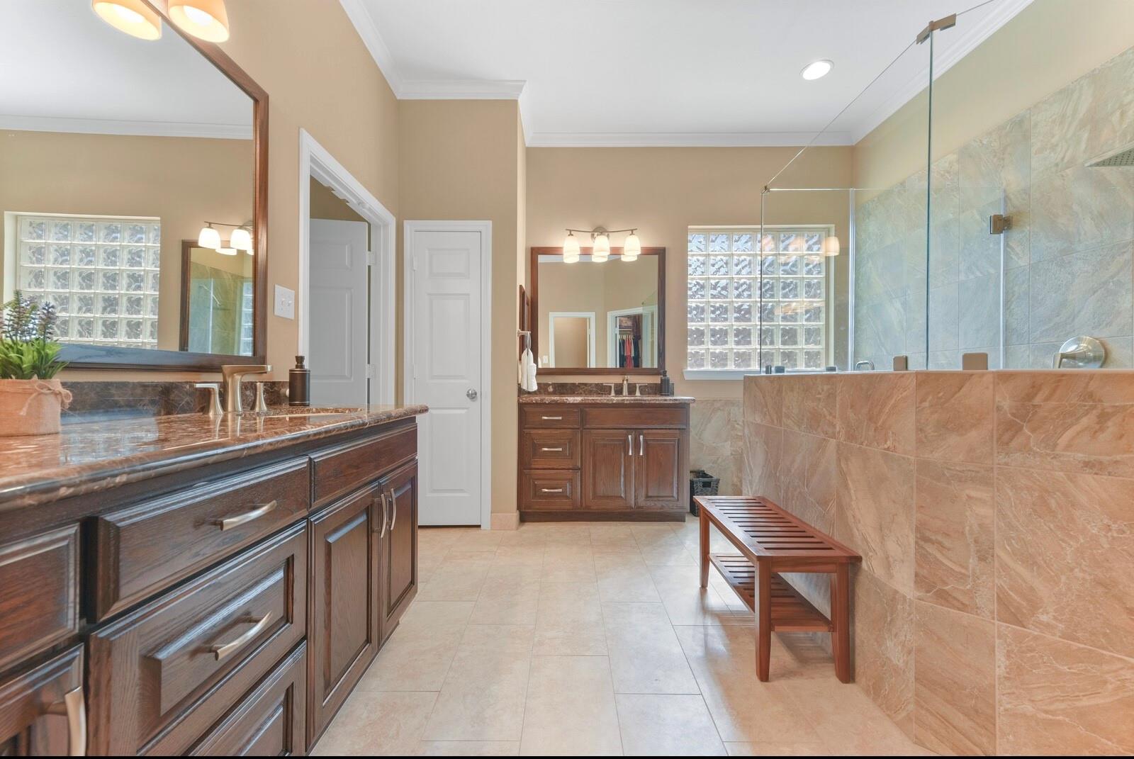 2903 Harvest Hill Drive