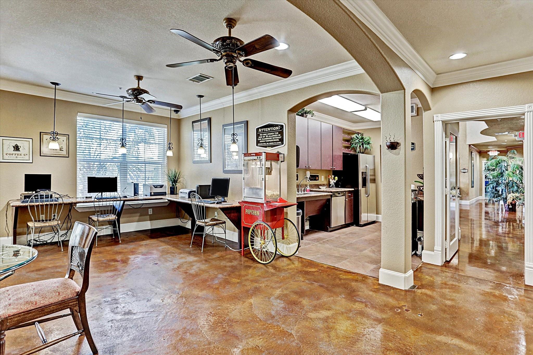 1711 Old Spanish Trail # 448