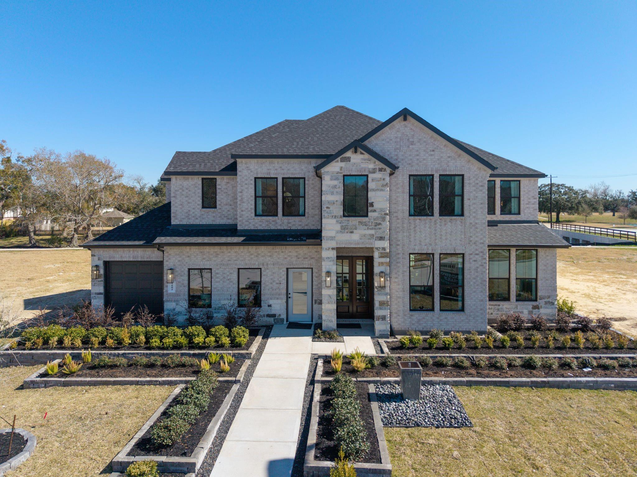 2304 Friendswood Trail