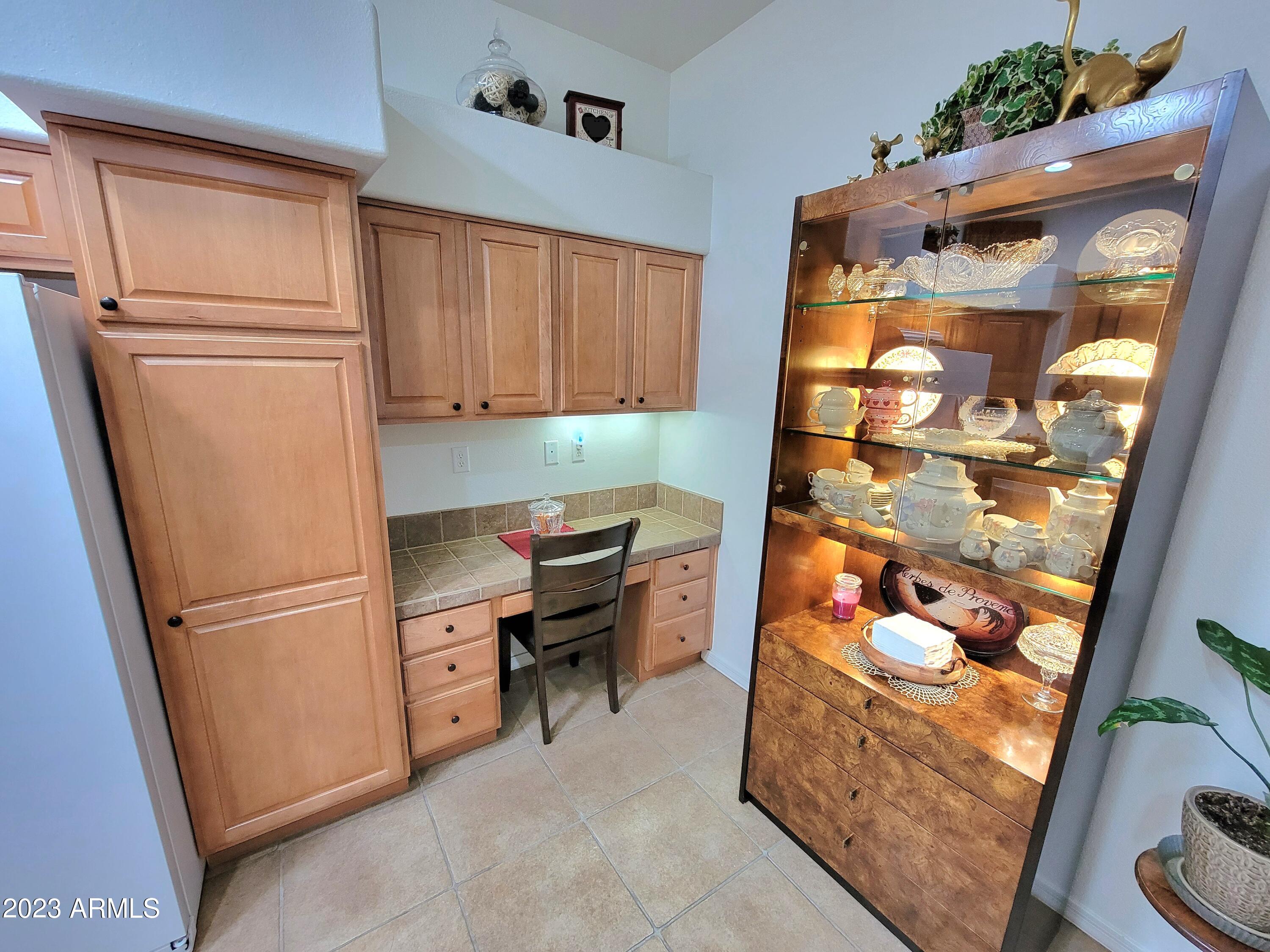 18650 N 91ST Avenue, 2201