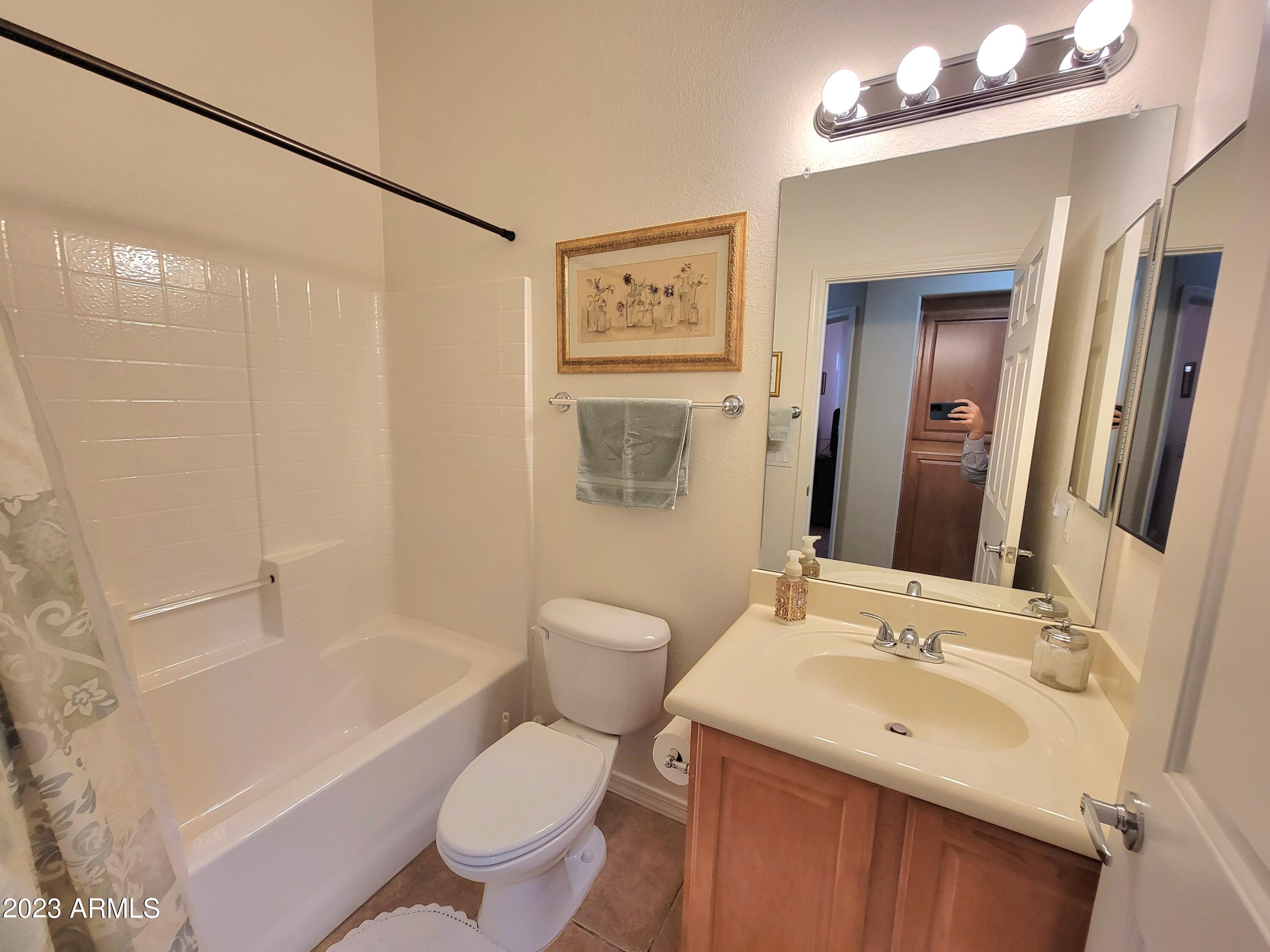 18650 N 91ST Avenue, 2201