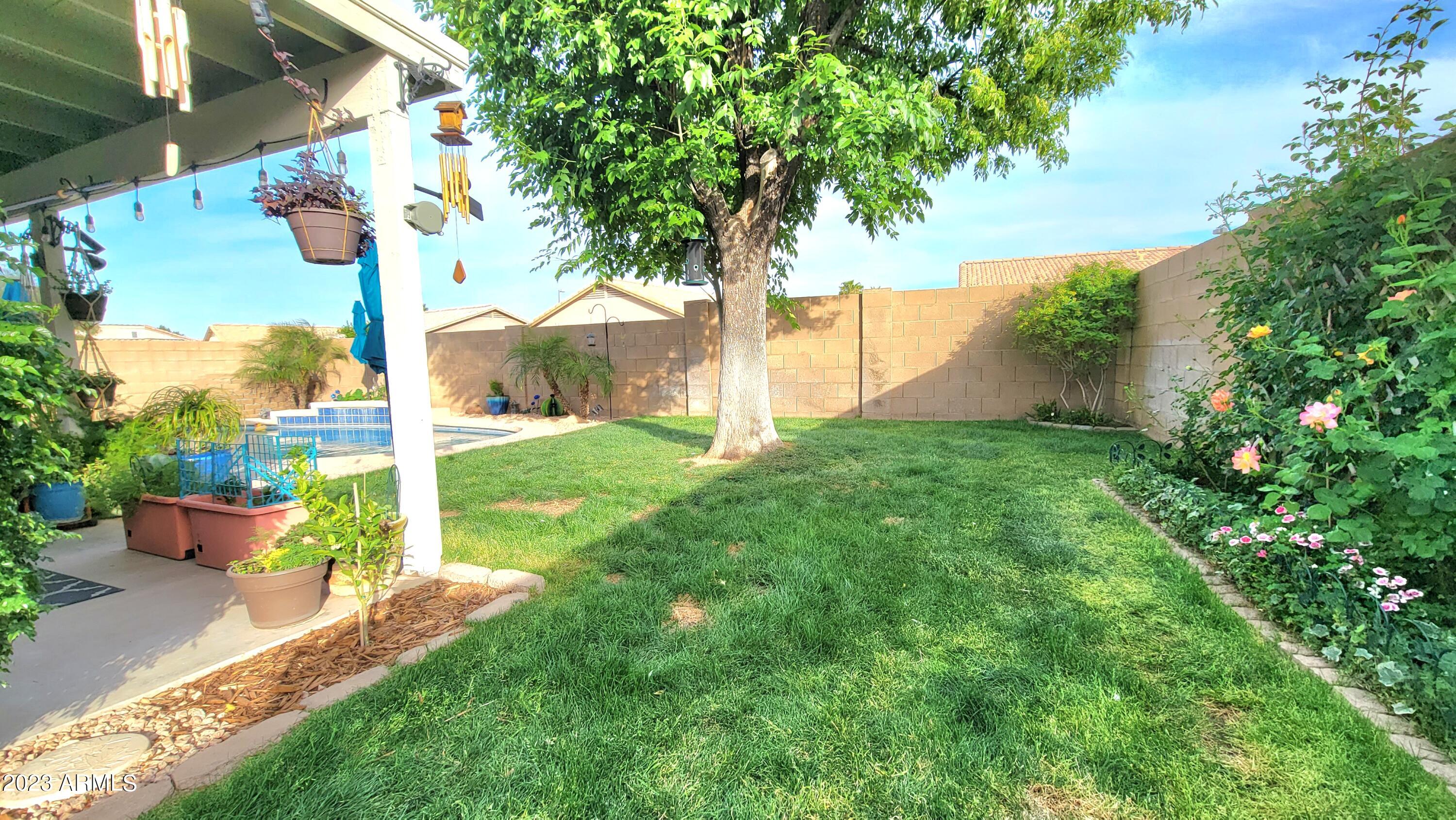 15213 W ELKO Drive