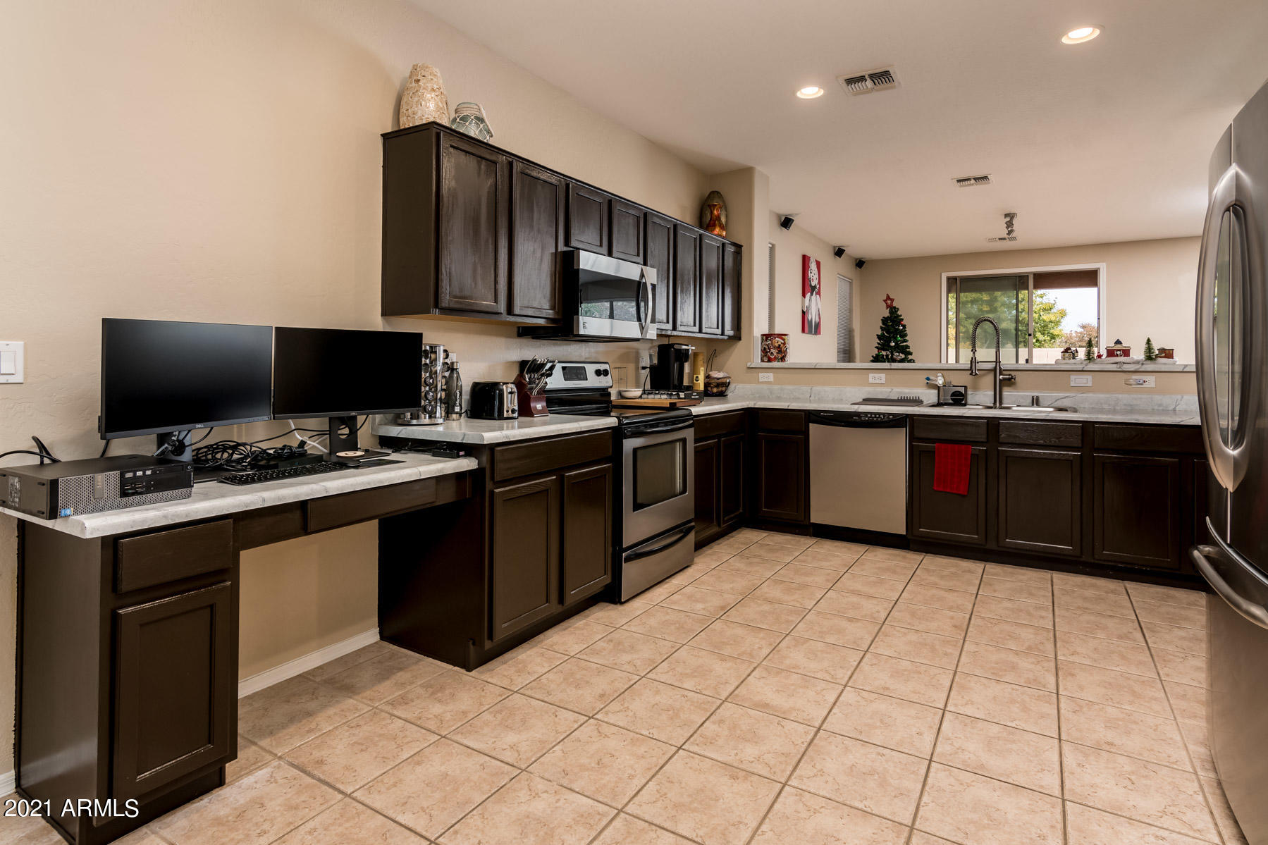 15028 W DAHLIA Drive