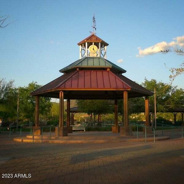 3537 W TWAIN Drive