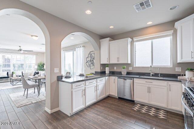 12334 W CACTUS BLOSSOM Trail