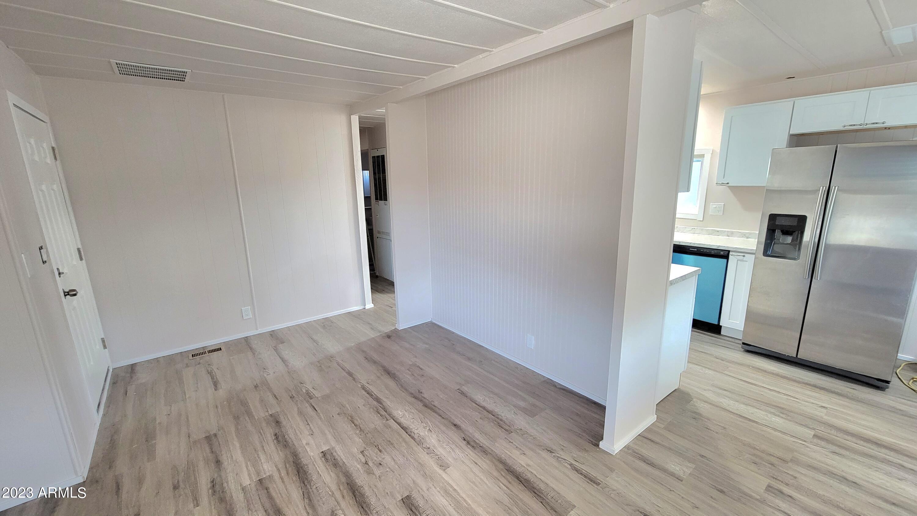 11000 N 91ST Avenue, 70