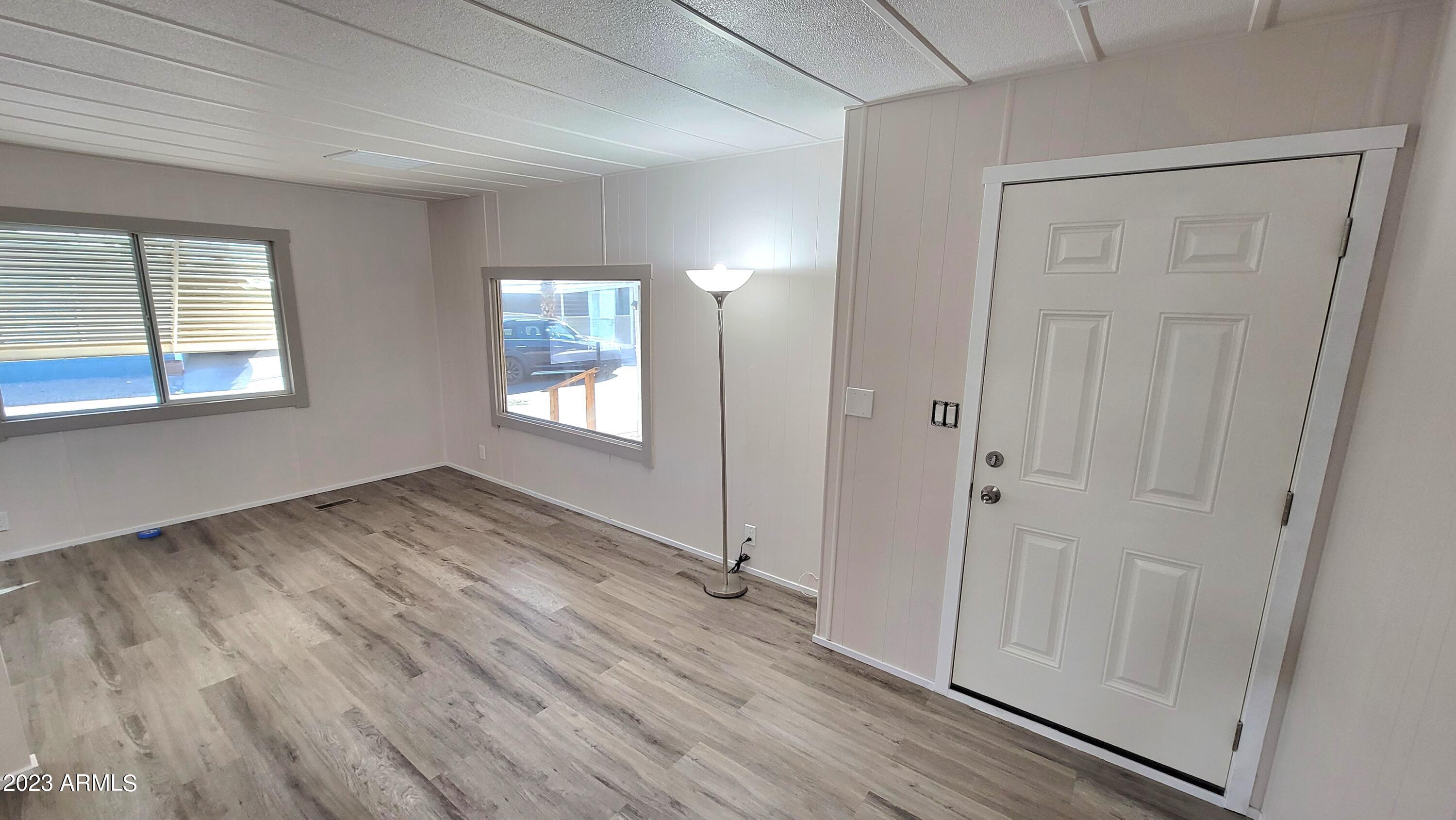 11000 N 91ST Avenue, 70