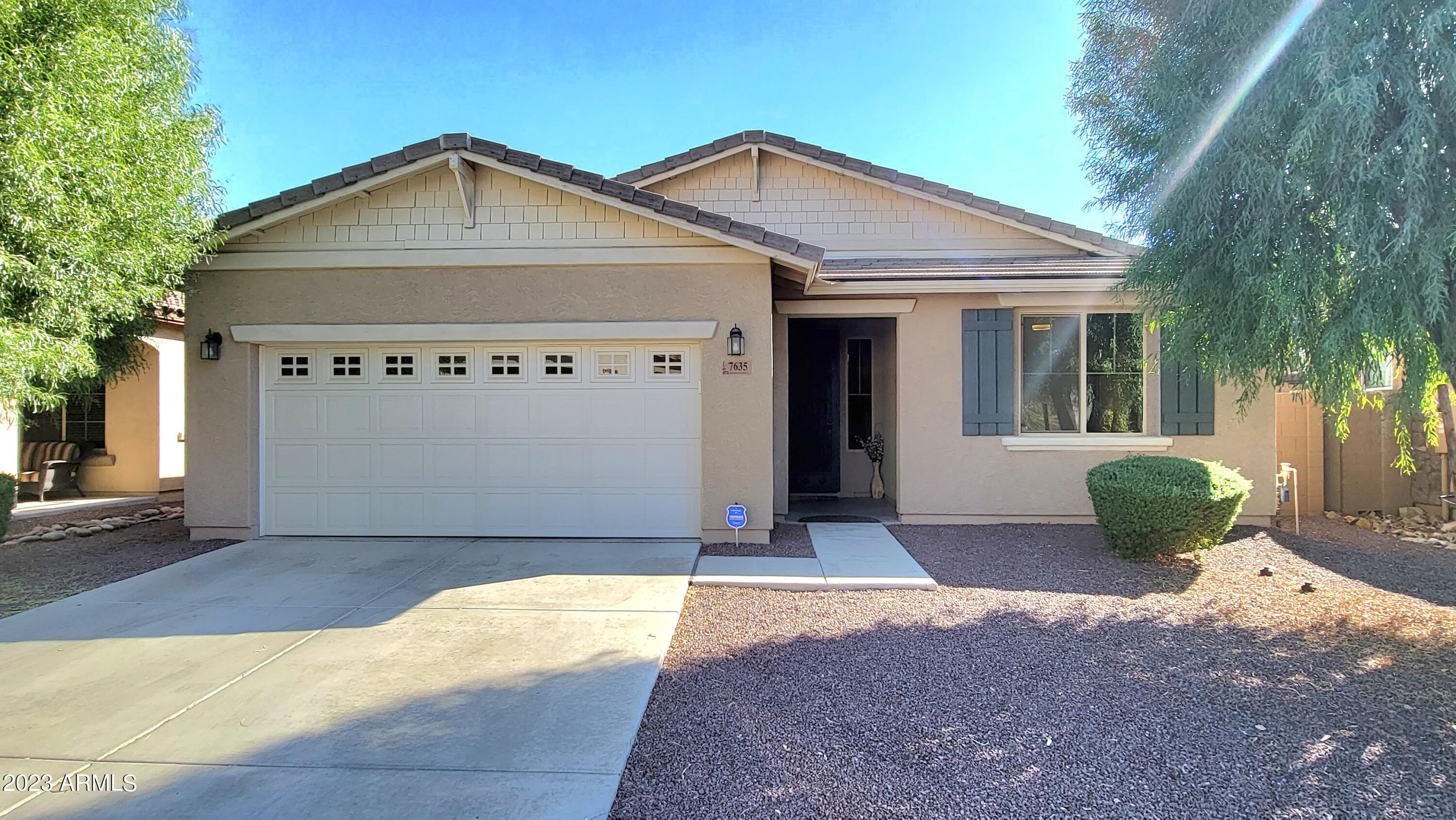 7635 W MOLLY Drive