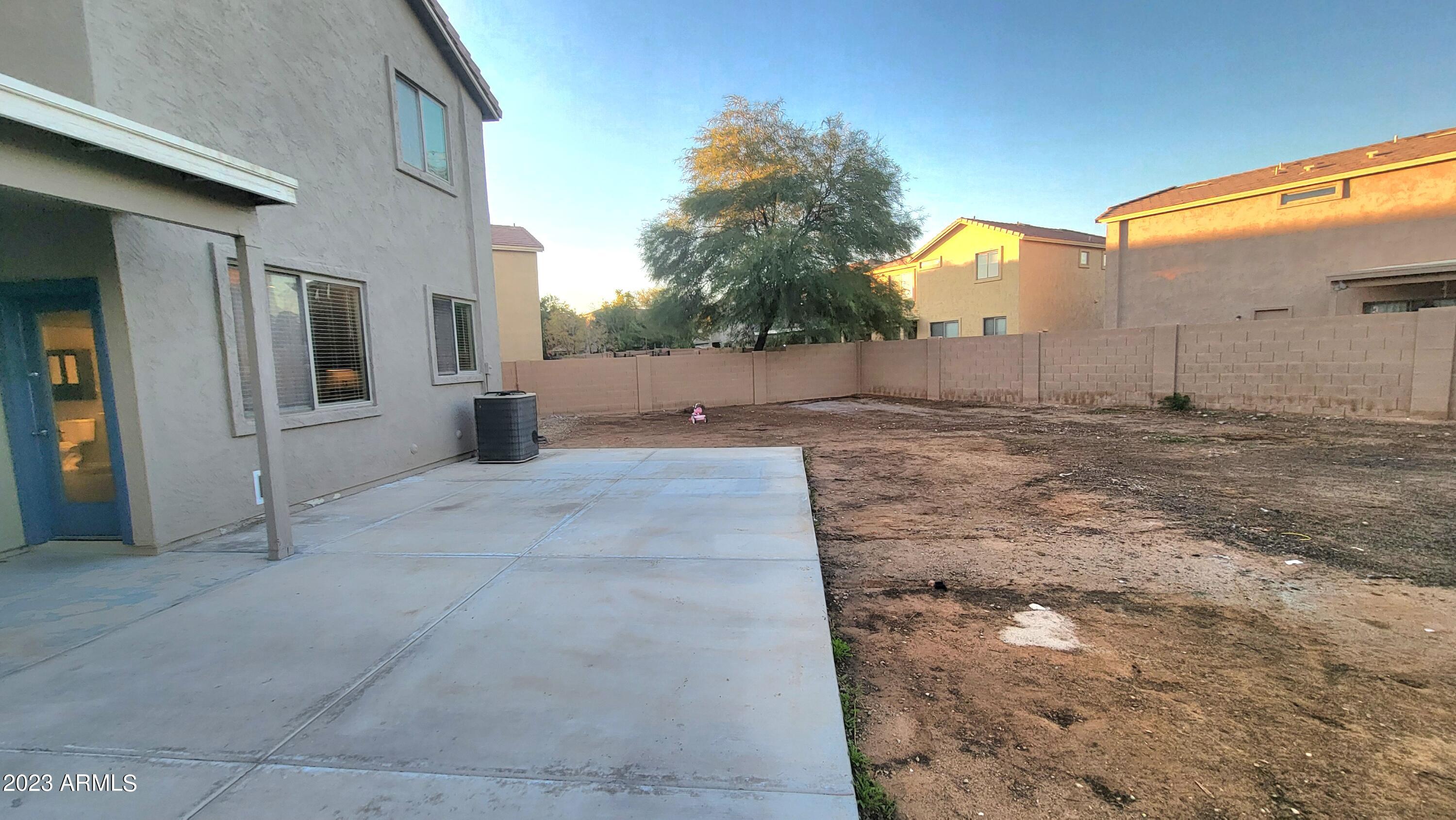 17382 W MAUNA LOA Lane